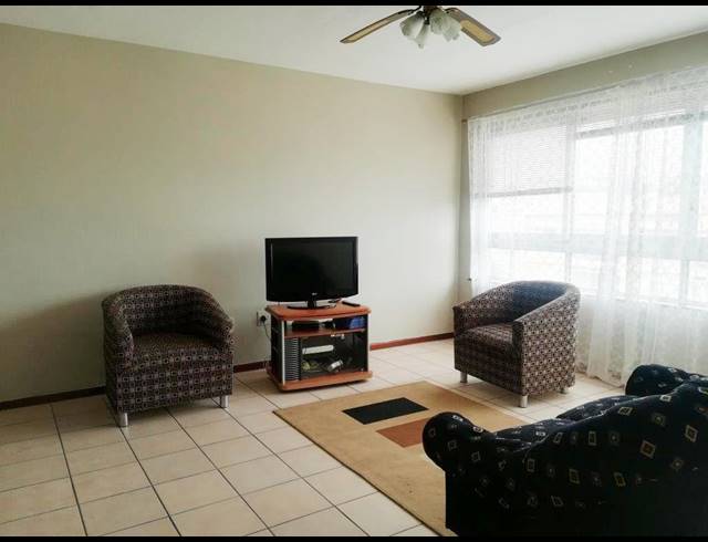 2 BEDROOM APARTMENT RENTED IN HUMEWOOD